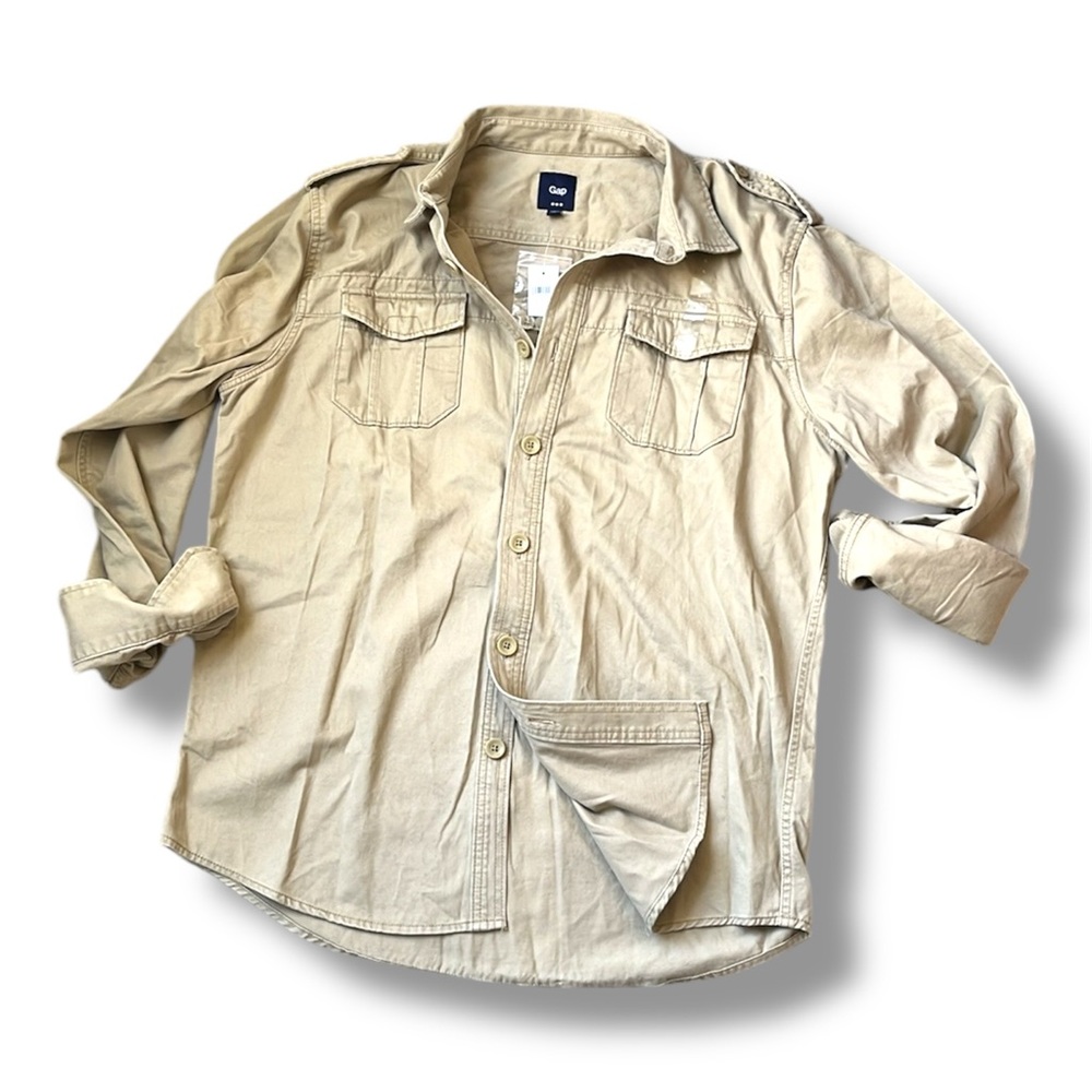 NWT GAP Factory Men’s Khaki Button Up Shirt, Size Large